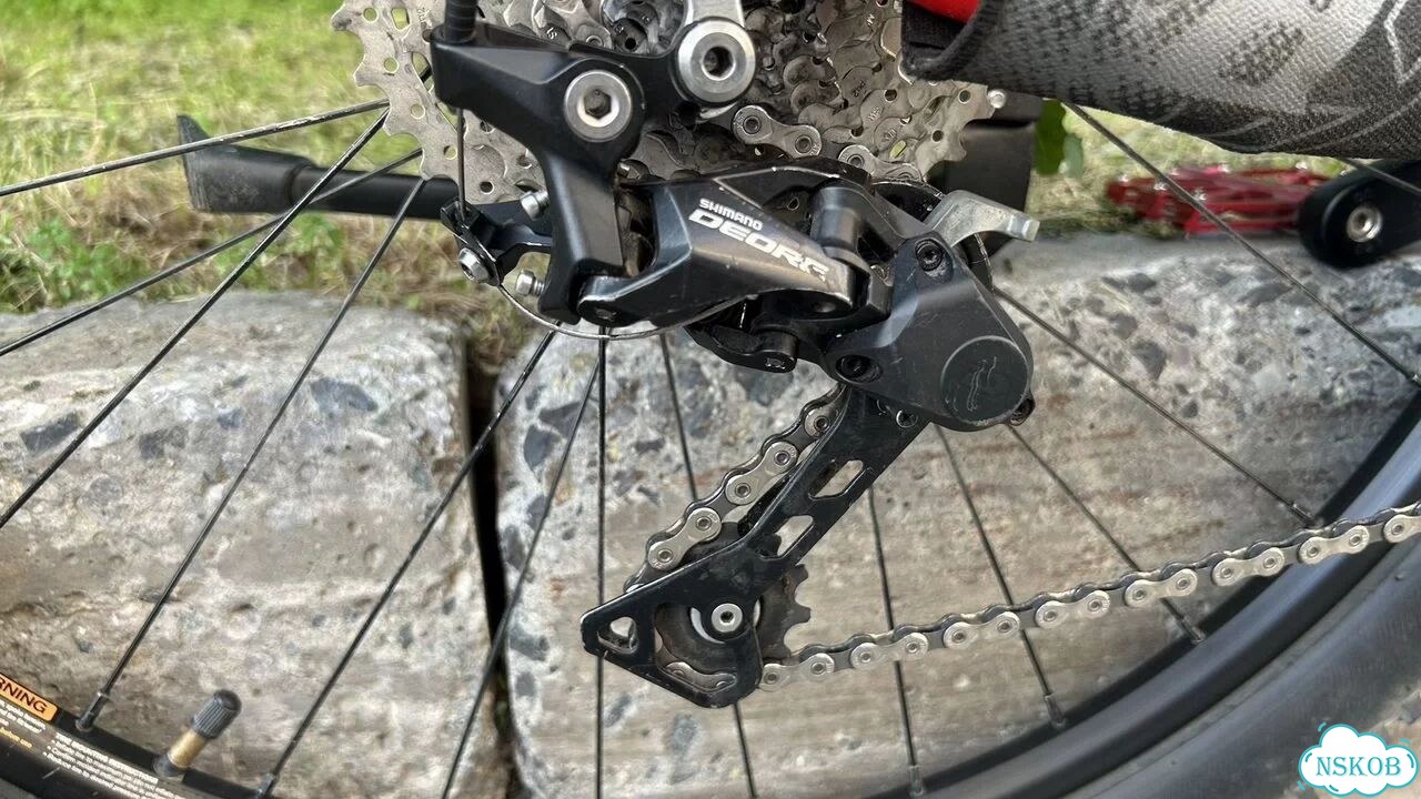Велосипед GT Avalanche Comp 27.5'' фото 4