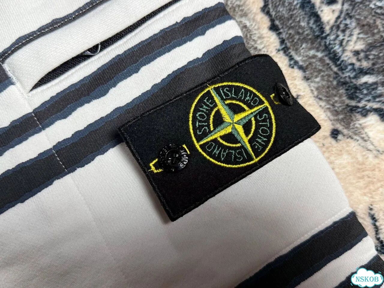 Шорты Stone Island x Supreme фото 3