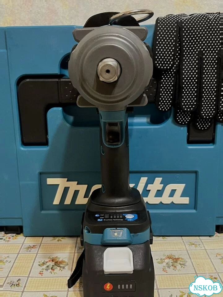 Гайковерт Makita DTW1200 фото 5