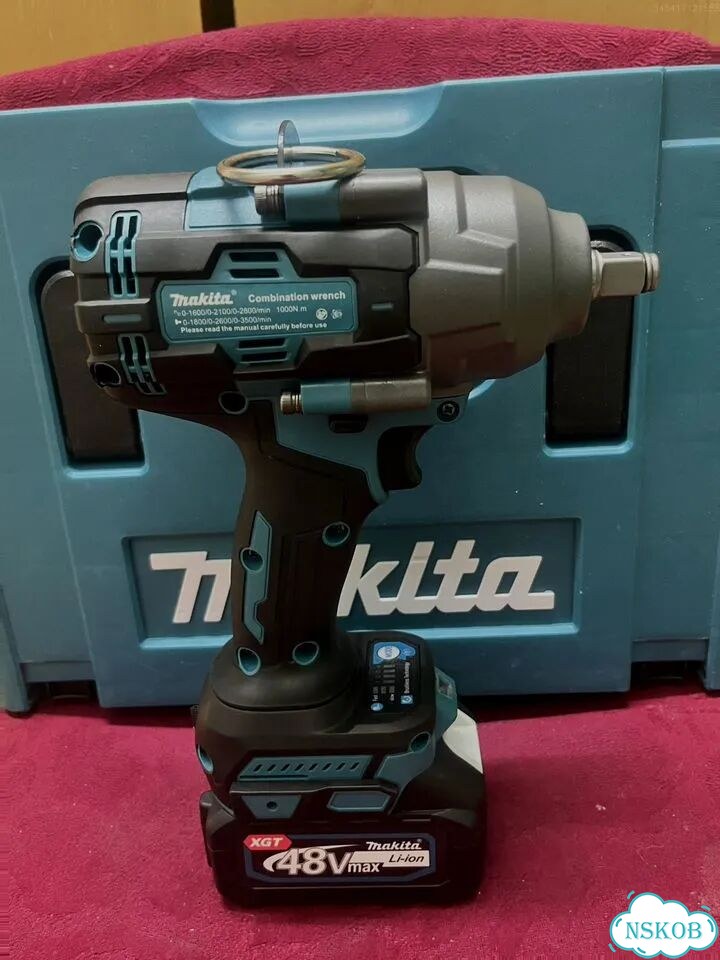 Бесщеточный гайковерт Makita 1200 в кейсе фото 5