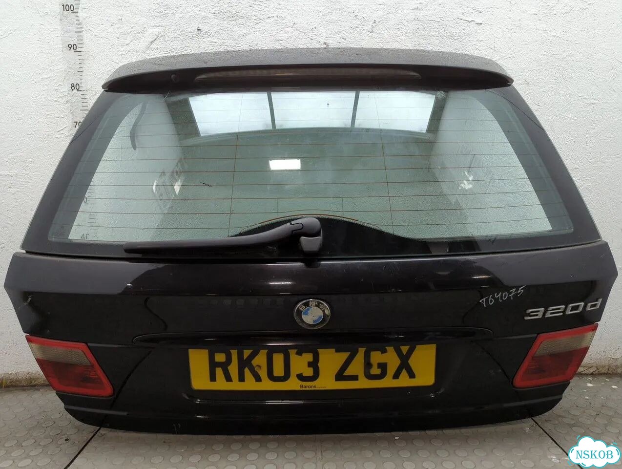 Крышка багажника BMW 3 E46 фото 3