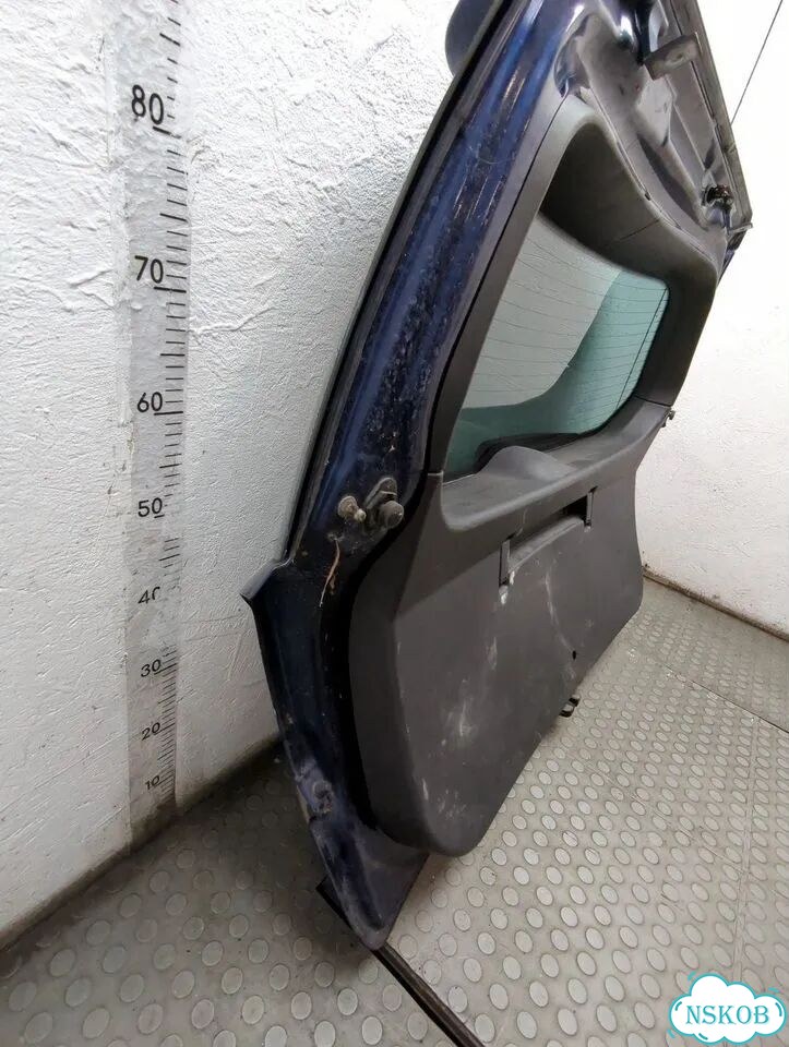 Крышка багажника Opel Astra H фото 10