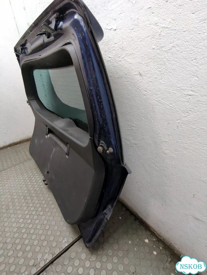 Крышка багажника Opel Astra H фото 9