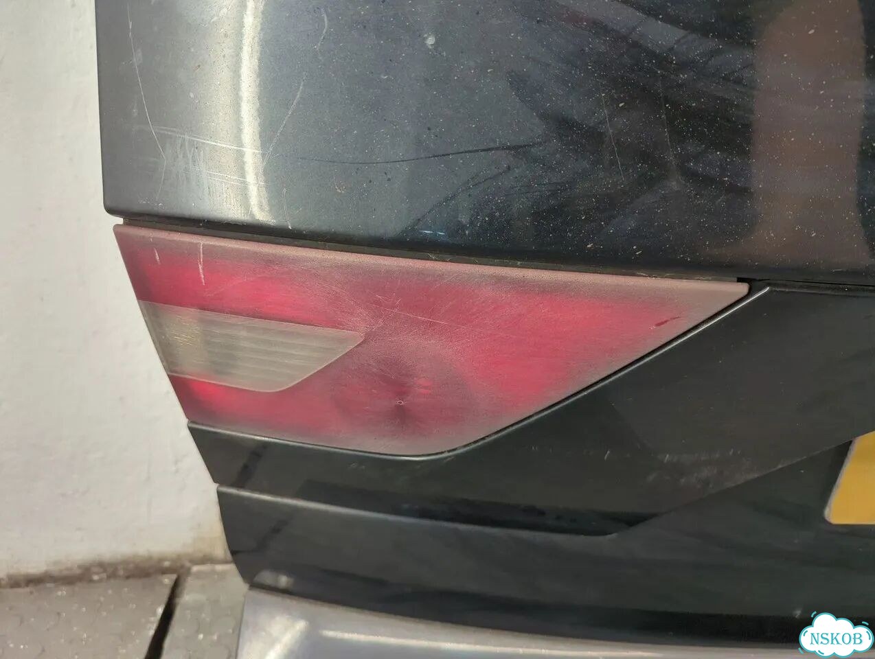 Крышка багажника BMW X3 E83 фото 7