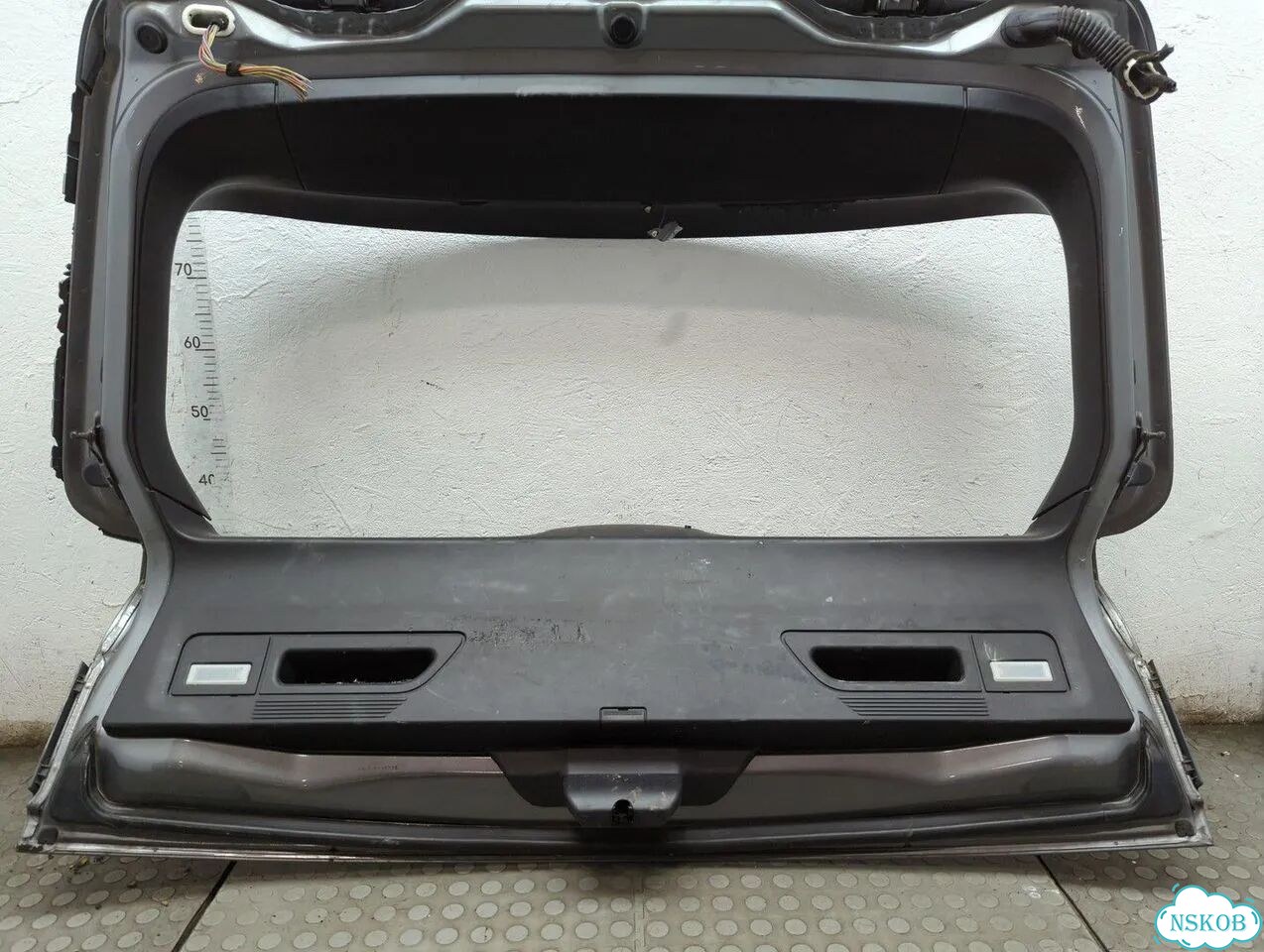 Крышка багажника BMW X5 E70 фото 10
