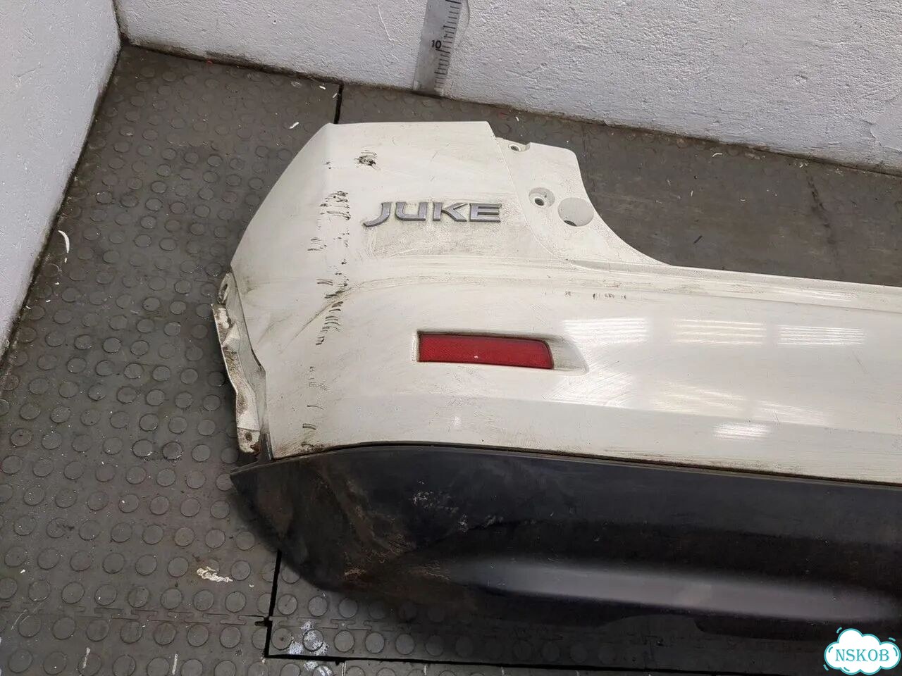Бампер задний Nissan Juke фото 4