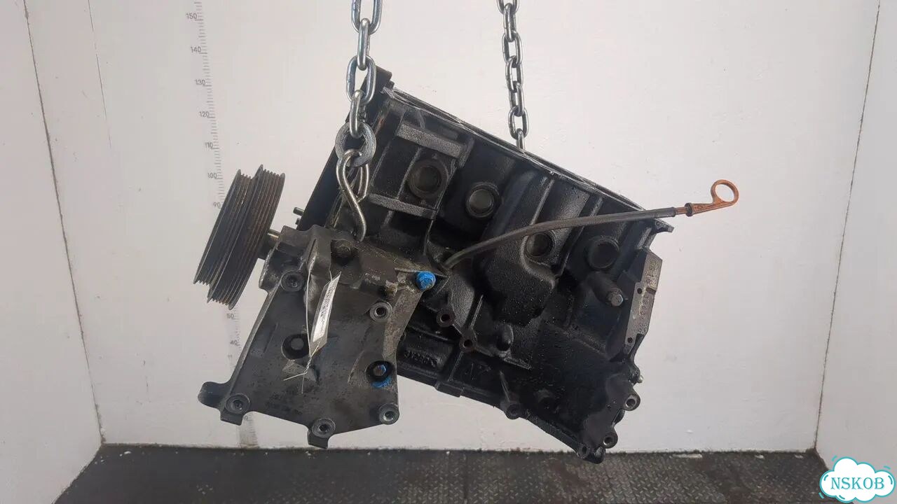 Блок цилиндров Nissan Almera Tino QG18DE фото 2