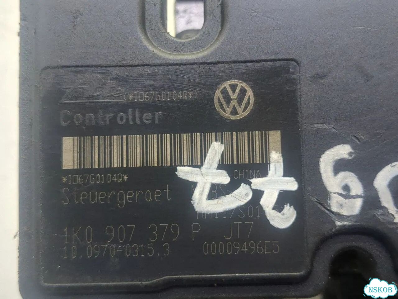 Блок абс, насос Skoda Octavia (A5) фото 4