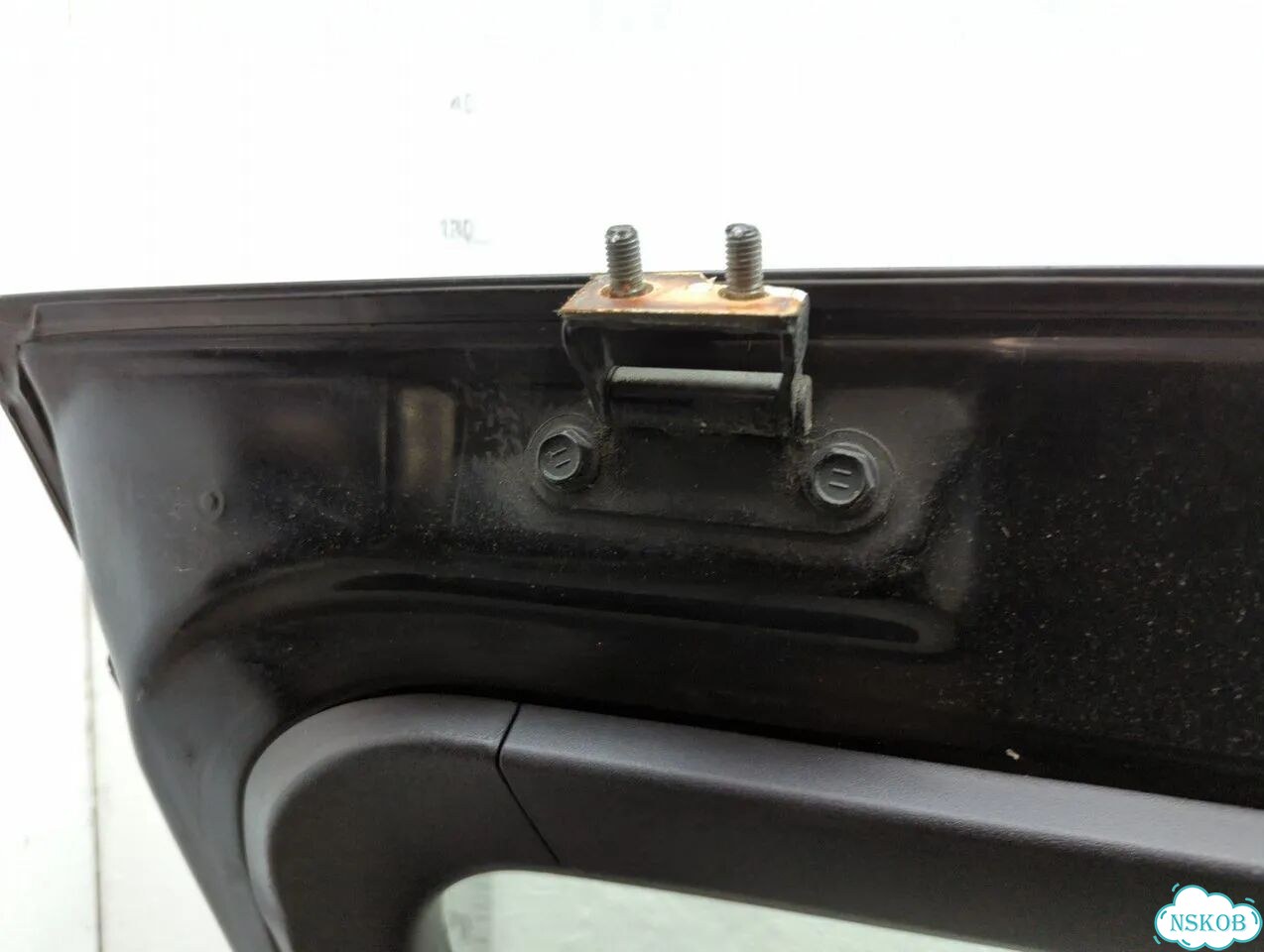 Крышка багажника Toyota Prius фото 10