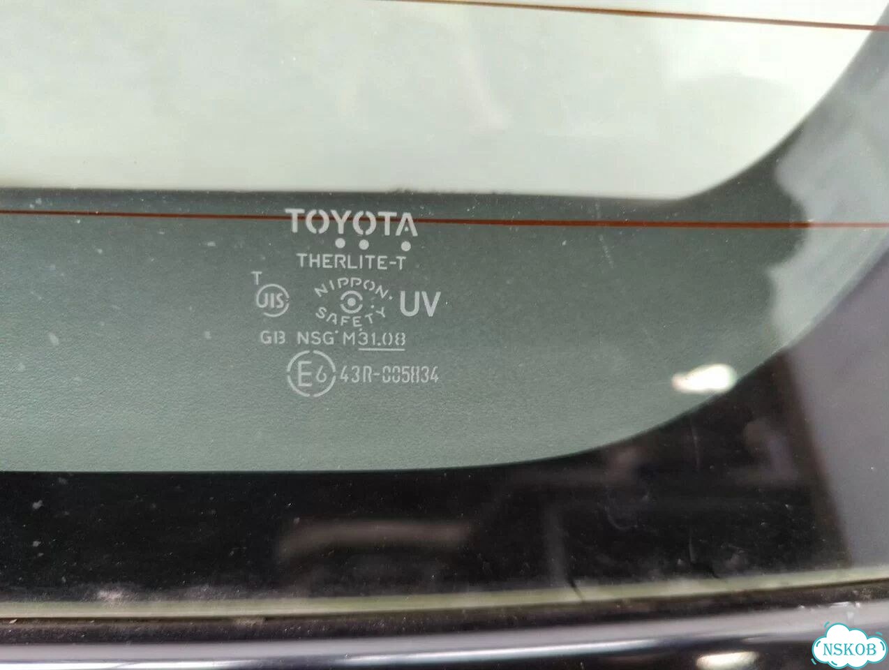 Крышка багажника Toyota Prius фото 6