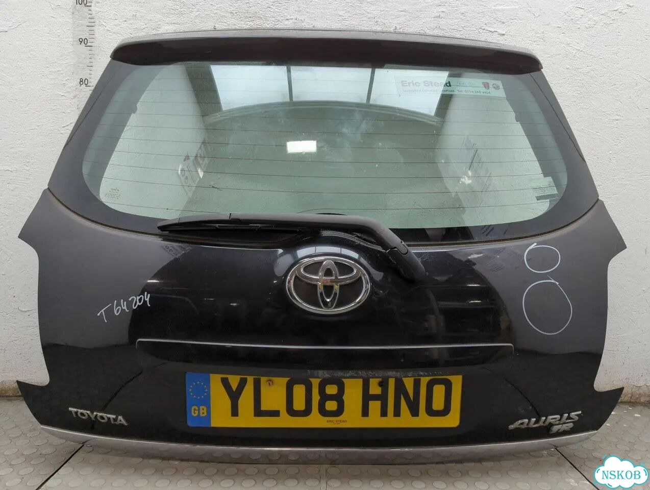 Крышка багажника Toyota Auris E15 фото 3