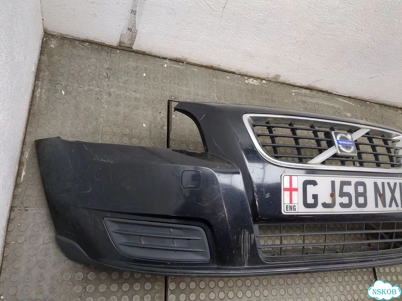 Бампер передний Volvo V50 фото 2