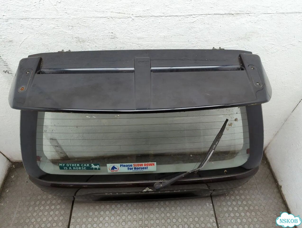 Крышка багажника Mitsubishi Montero Sport / Pajero Sport фото 8
