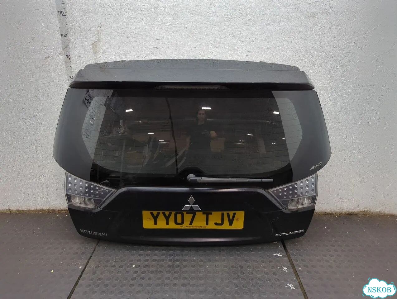 Крышка багажника Mitsubishi Outlander XL фото 1