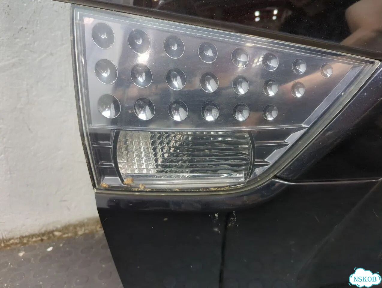 Крышка багажника Mitsubishi Outlander XL фото 5