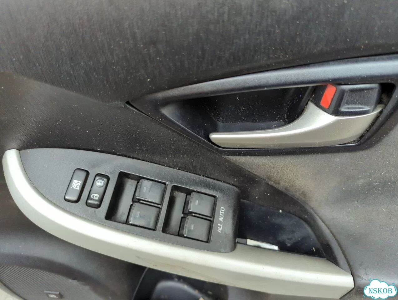 Дверь боковая правая передняя Toyota Prius фото 10
