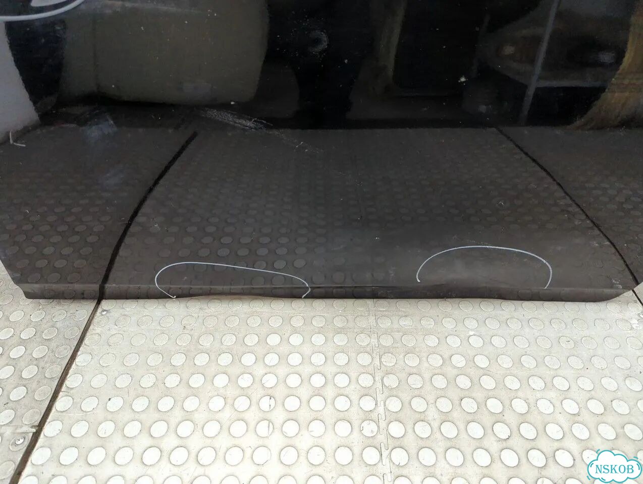 Дверь боковая правая передняя Toyota Prius фото 3