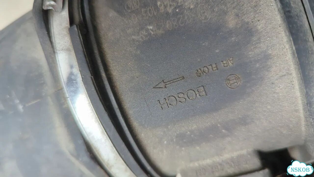 Корпус воздушного фильтра BMW X5 E70 фото 5