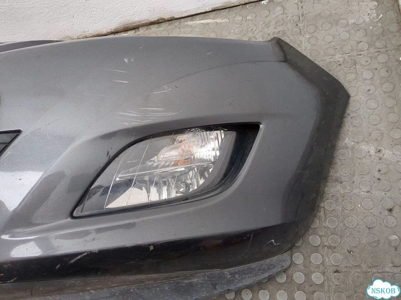 Бампер передний Opel Astra J фото 7