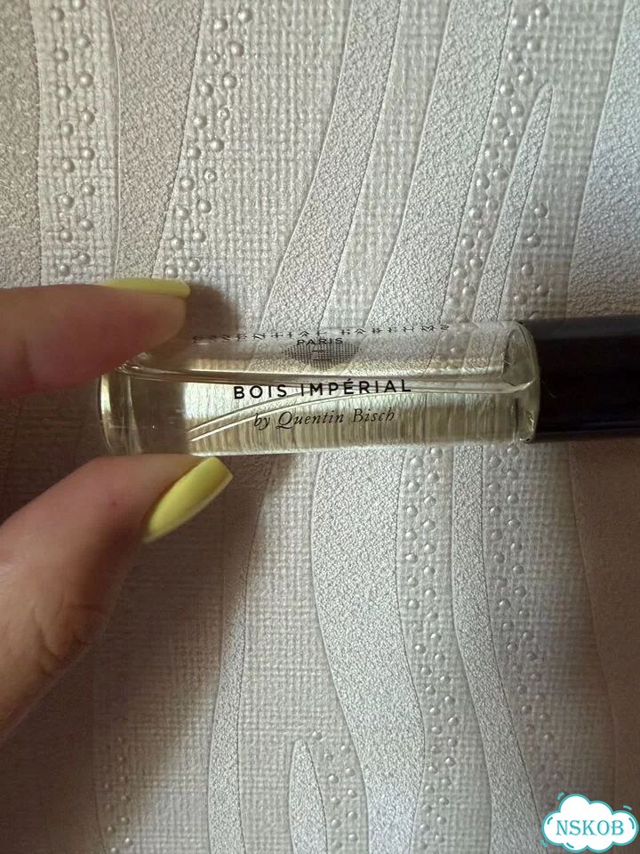 Essential parfums bois imperial by quentin bisch фото 1