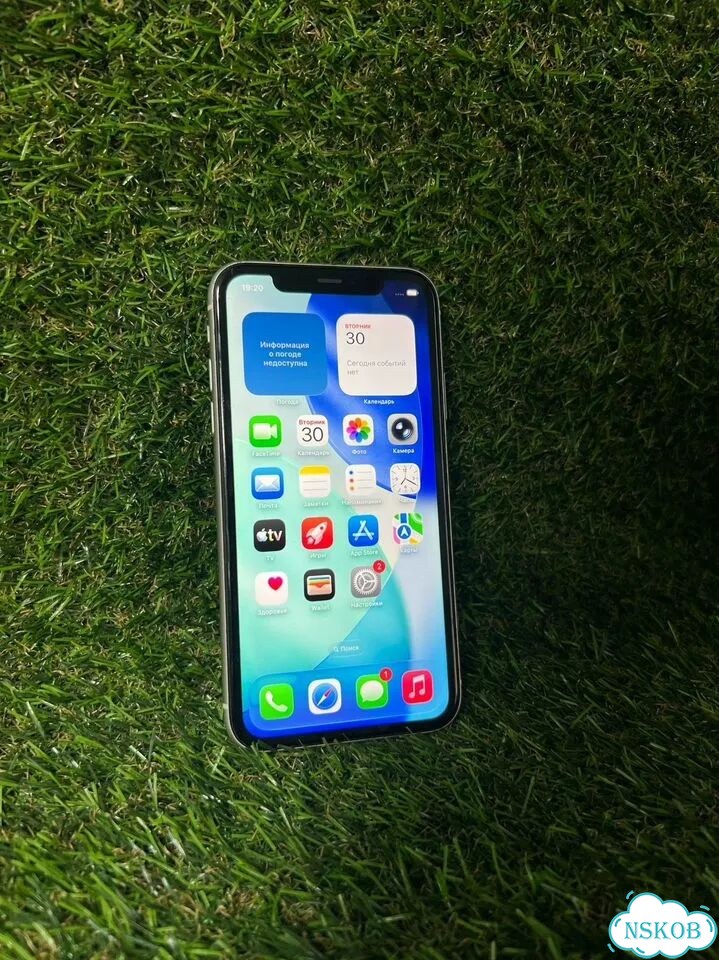 iPhone 11, 128 ГБ, SIM + eSIM фото 1