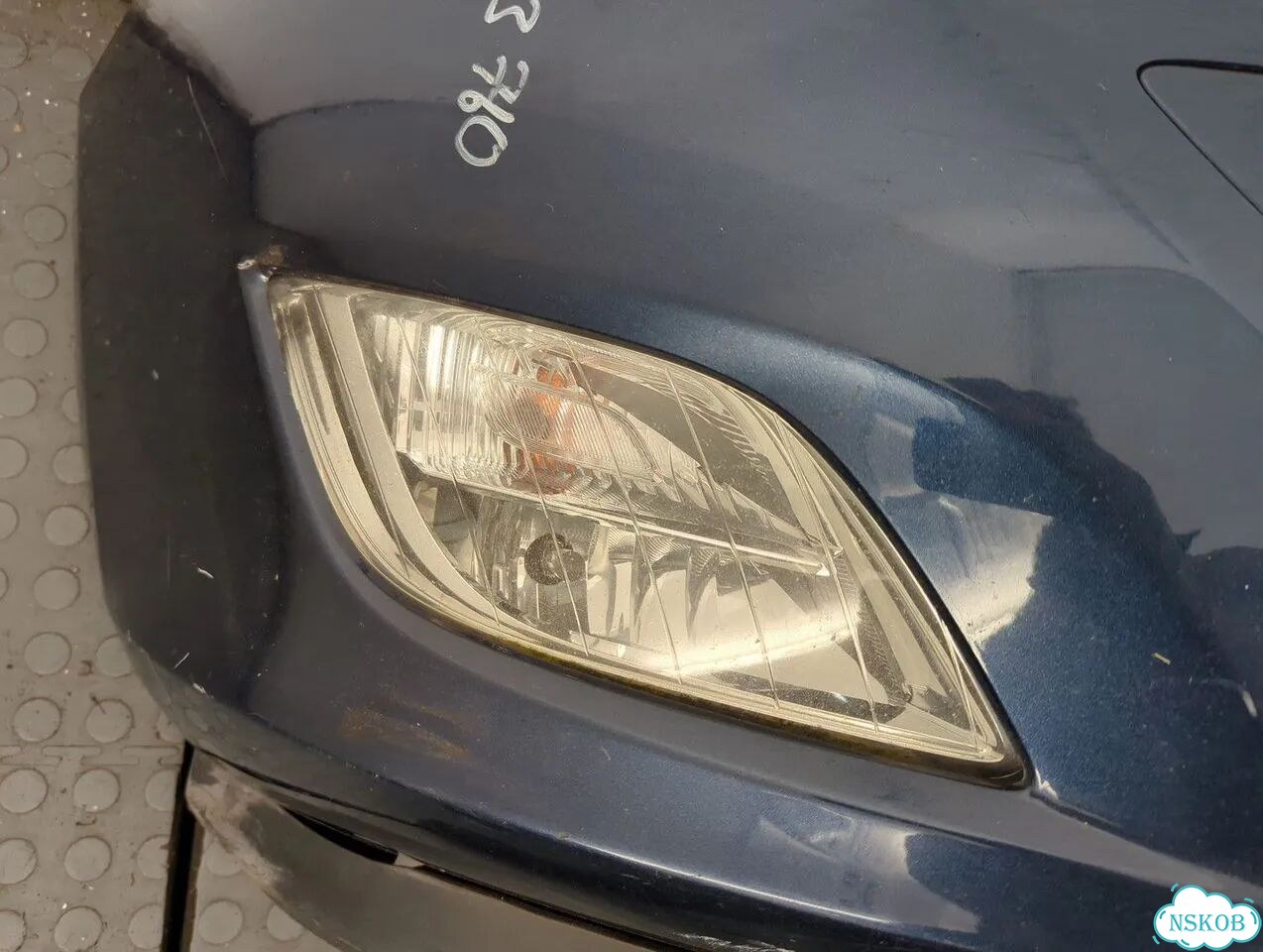 Бампер передний Opel Astra J фото 2