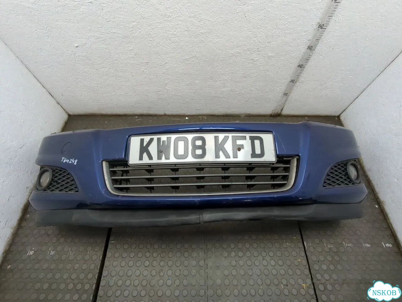 Бампер передний Opel Astra H фото 1