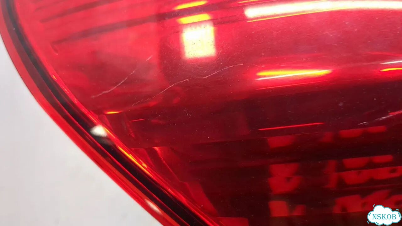Фонарь (задний) левый Opel Corsa D фото 3