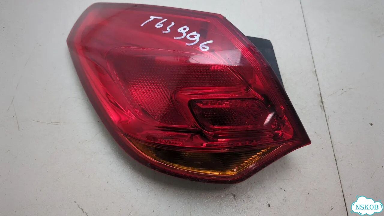 Фонарь (задний) левый Opel Astra J фото 1