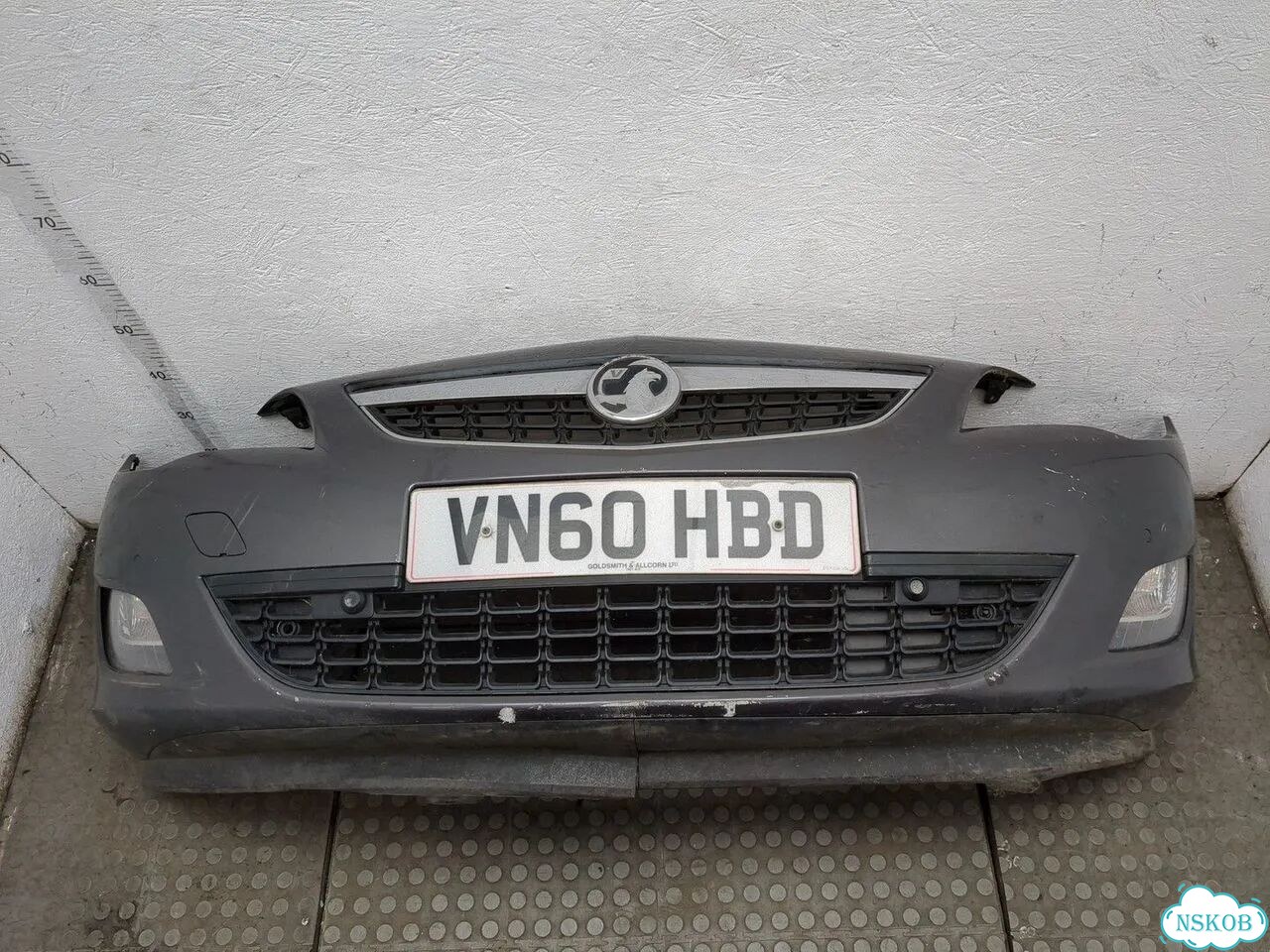 Бампер передний Opel Astra J фото 1