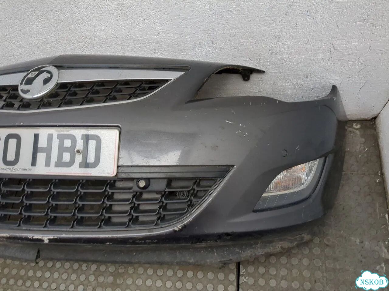 Бампер передний Opel Astra J фото 6