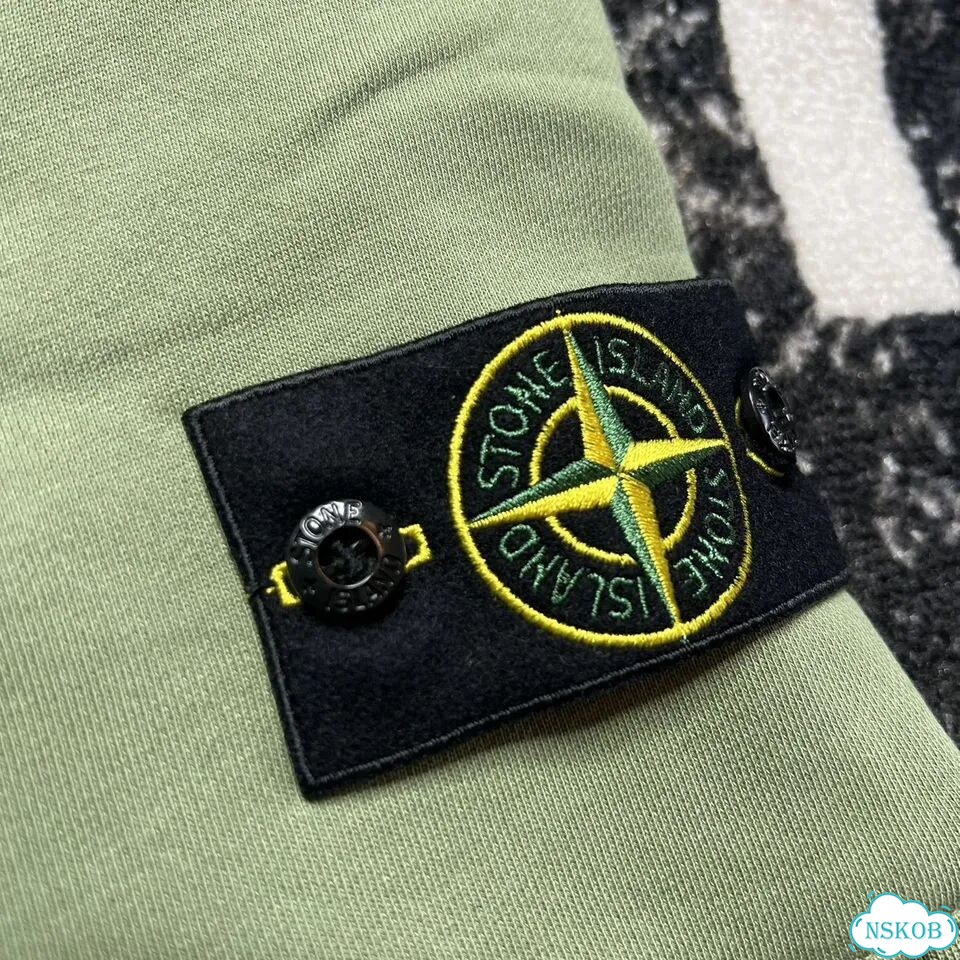 Stone Island bermuda шорты оригинал фото 4