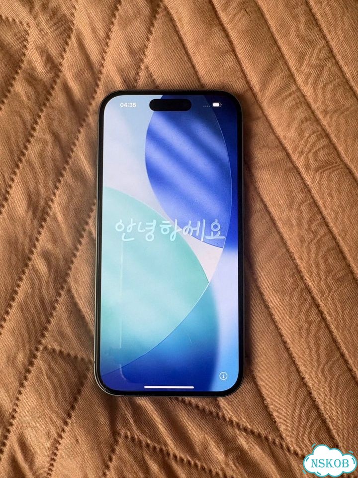 iPhone 16, 256 ГБ, SIM + eSIM фото 1