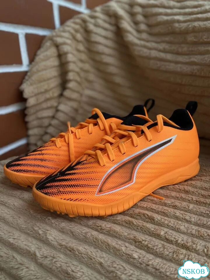 Детские футбольные бутсы puma ultra фото 2