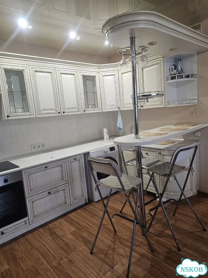 2-к. квартира, 48 м², 10/17 эт. фото 2