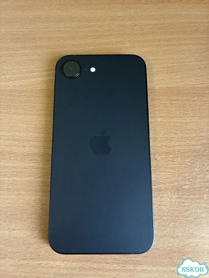 iPhone 16e, 128 ГБ, SIM + eSIM фото 2