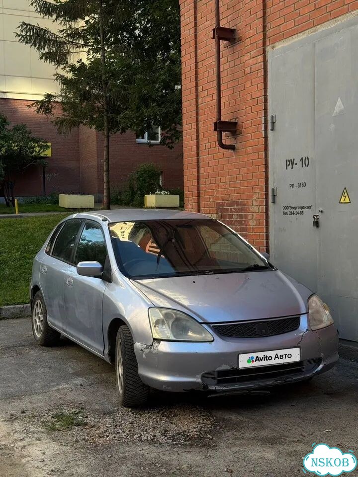 Honda Civic 1.4 AT, 2000, 260 000 км фото 1