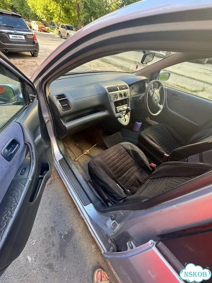 Honda Civic 1.4 AT, 2000, 260 000 км фото 5