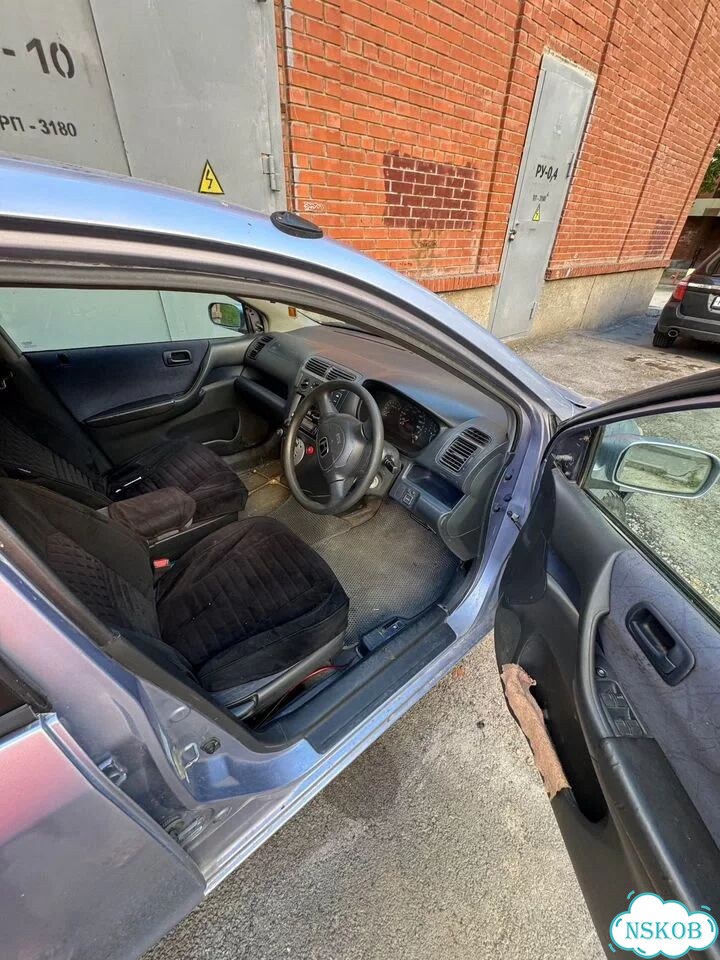 Honda Civic 1.4 AT, 2000, 260 000 км фото 8