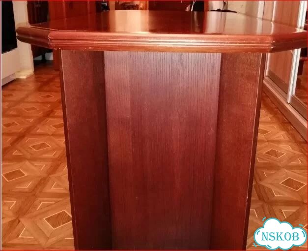 Деревянный журнальный столик фото 3