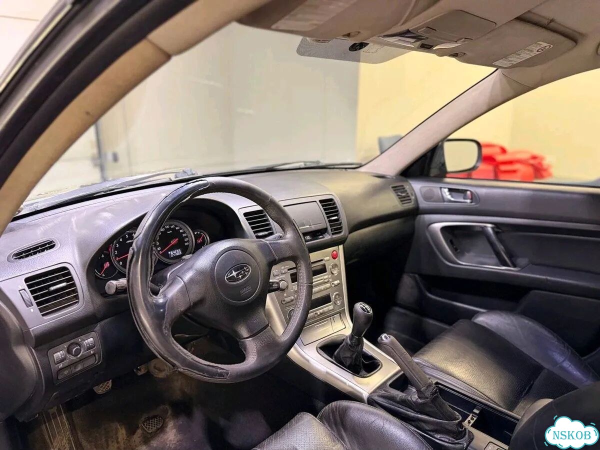 Subaru Legacy 2.0 MT, 2006, 271 009 км фото 15