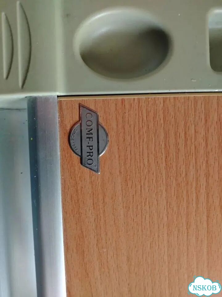 Растущая парта Comf-PRO фото 3