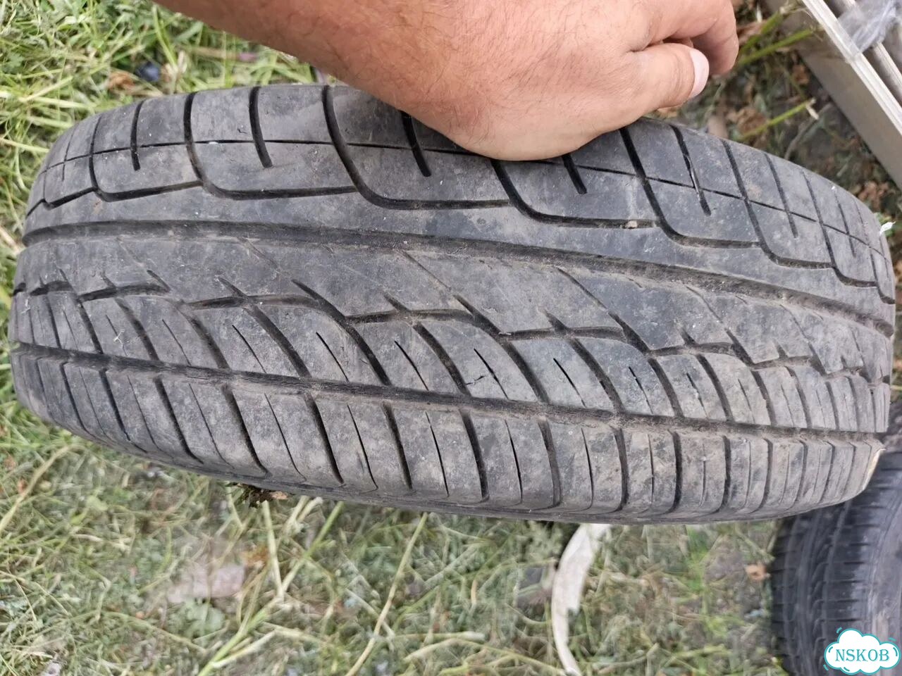 Bridgestone Alenza 001 185/65 R15 88H фото 1
