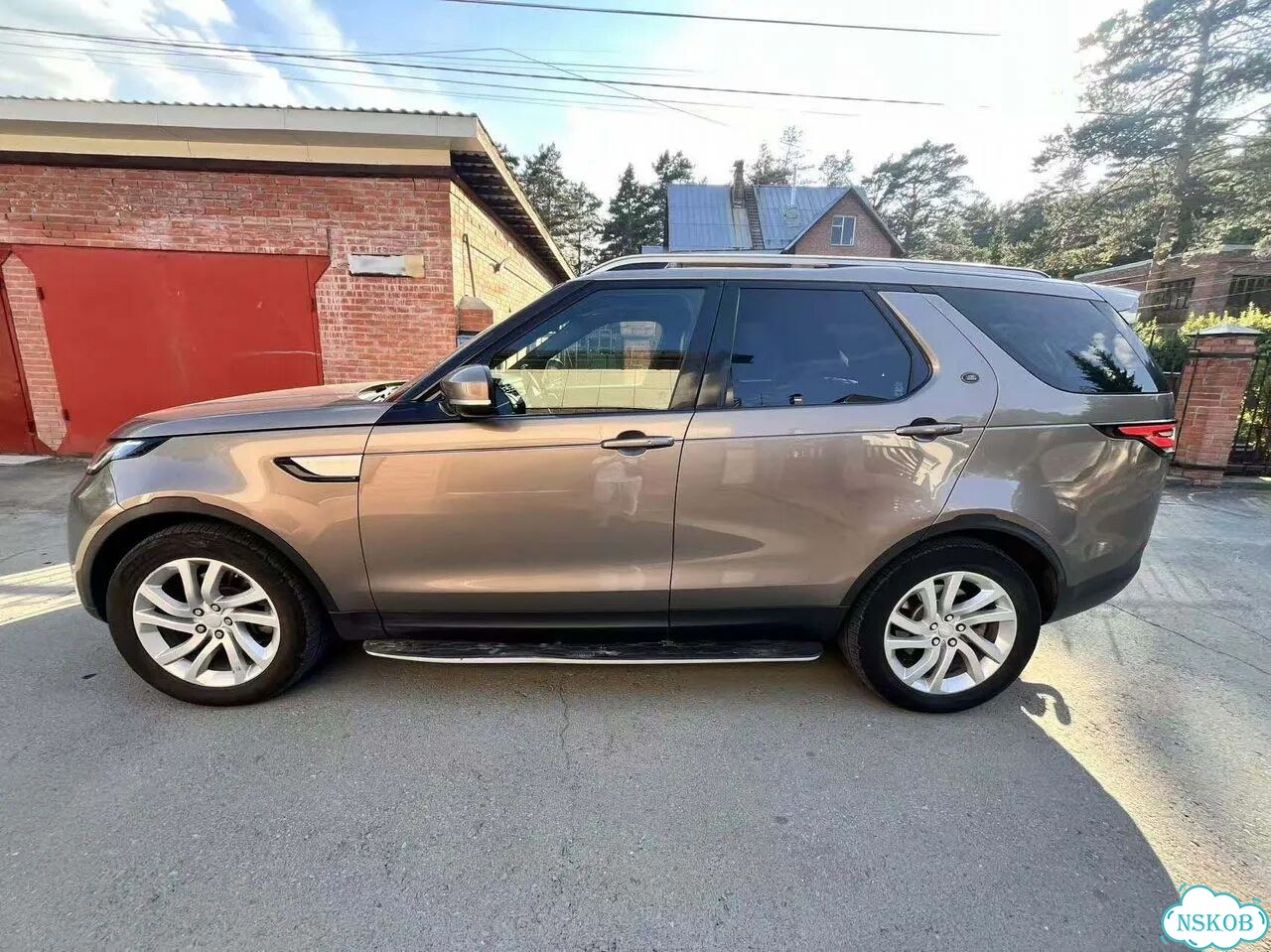 Land Rover Discovery 2.0 AT, 2017, 130 344 км фото 4