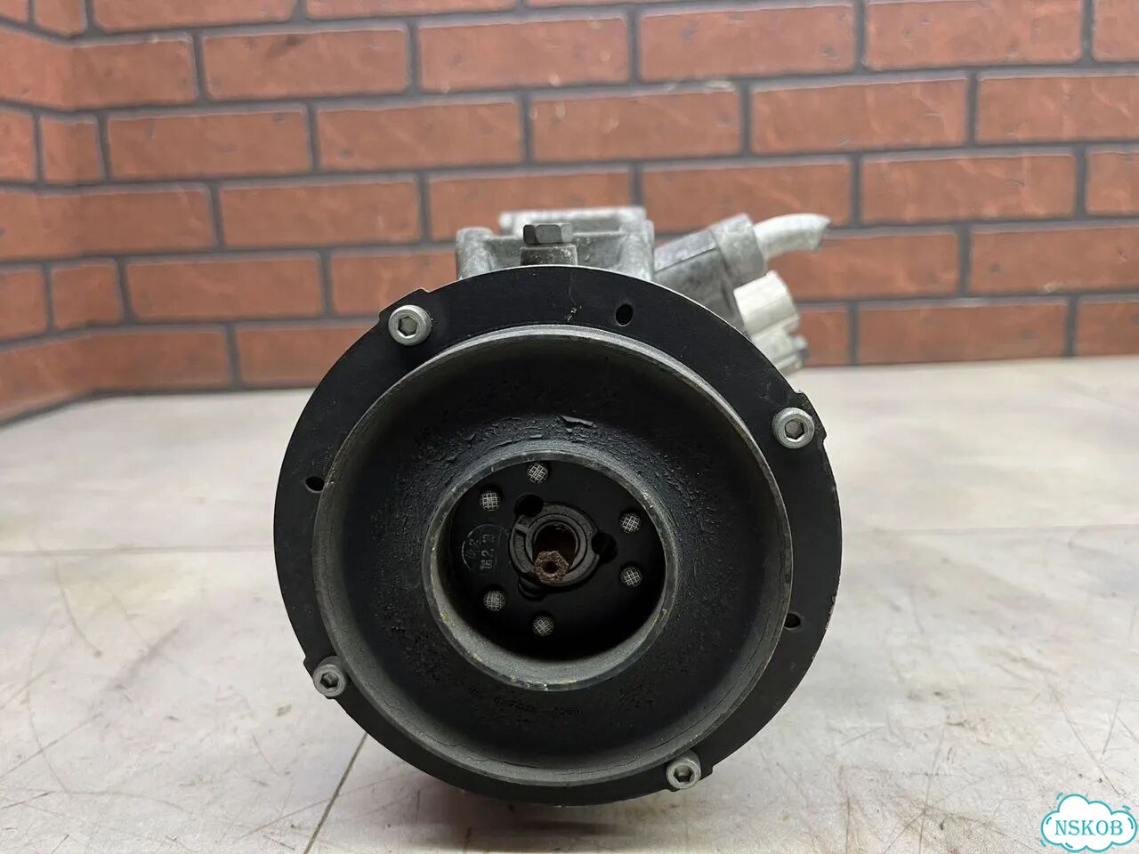 Компрессор кондиционера toyota camry ACV40 2azfe фото 2