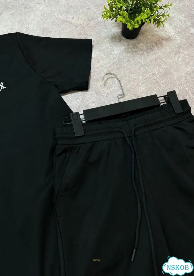 Костюм шорты с футболкой Armani фото 4