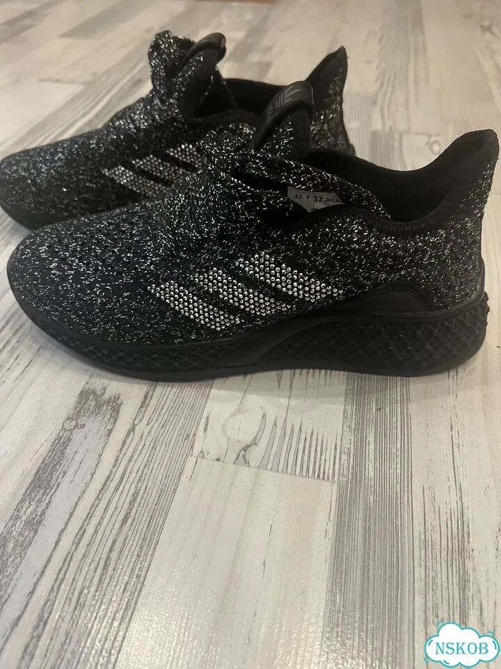 Кроссовки женские новые adidas фото 2