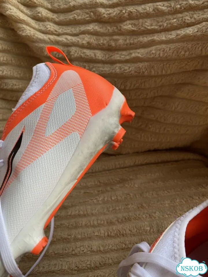 Футбольные бутсы шиповки puma ultra фото 3