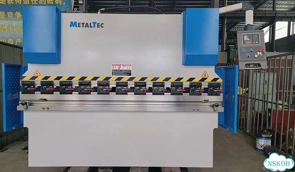 Листогиб MetalTec HBM 40/2500 контроллер E22 фото 1