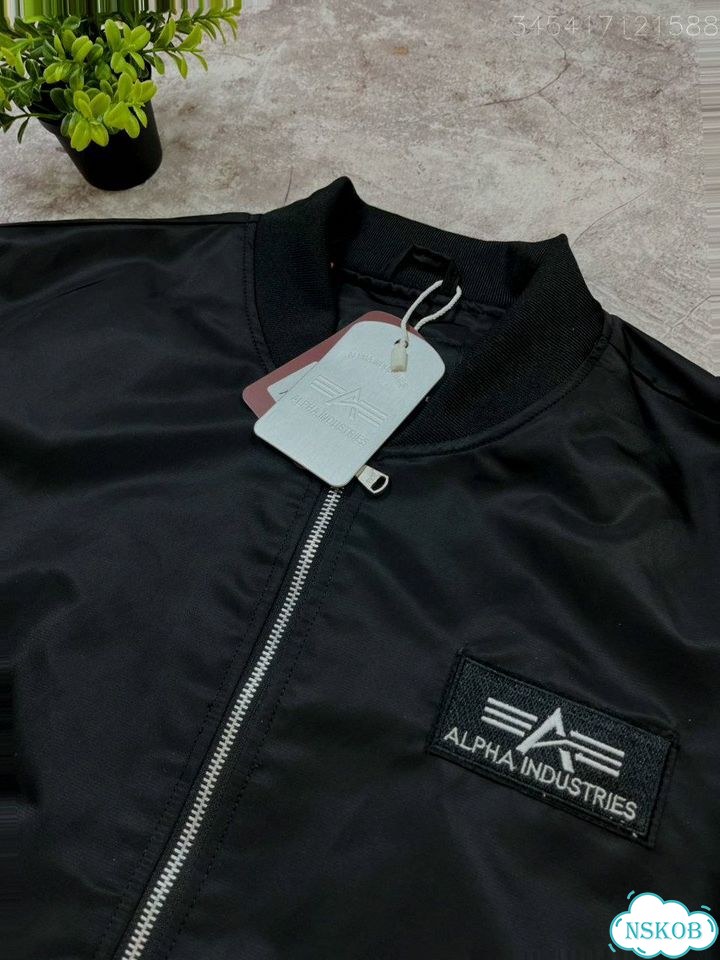 Бомбер Alpha Industries фото 6